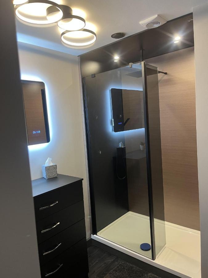 Welcome To Your Stay At The Nest Bolton Exteriör bild