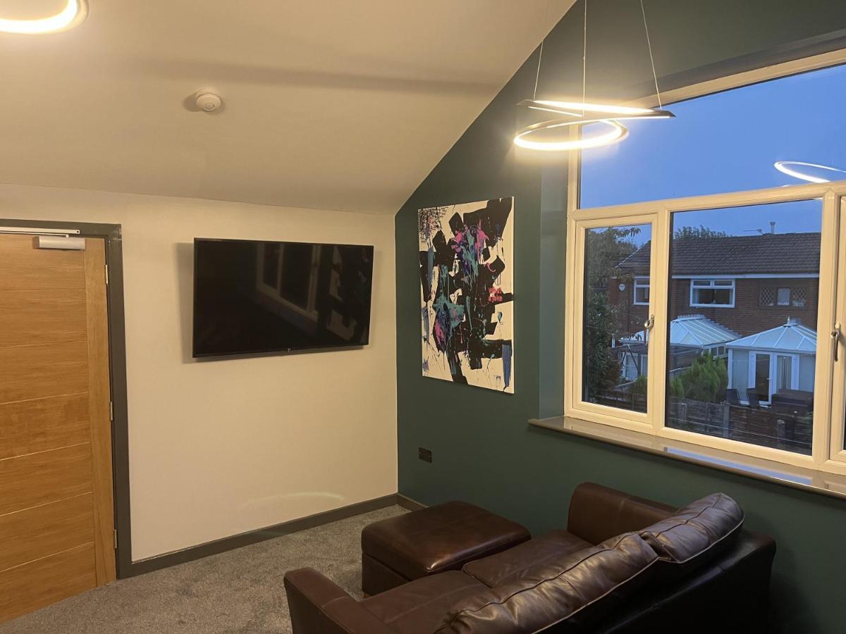 Welcome To Your Stay At The Nest Bolton Exteriör bild